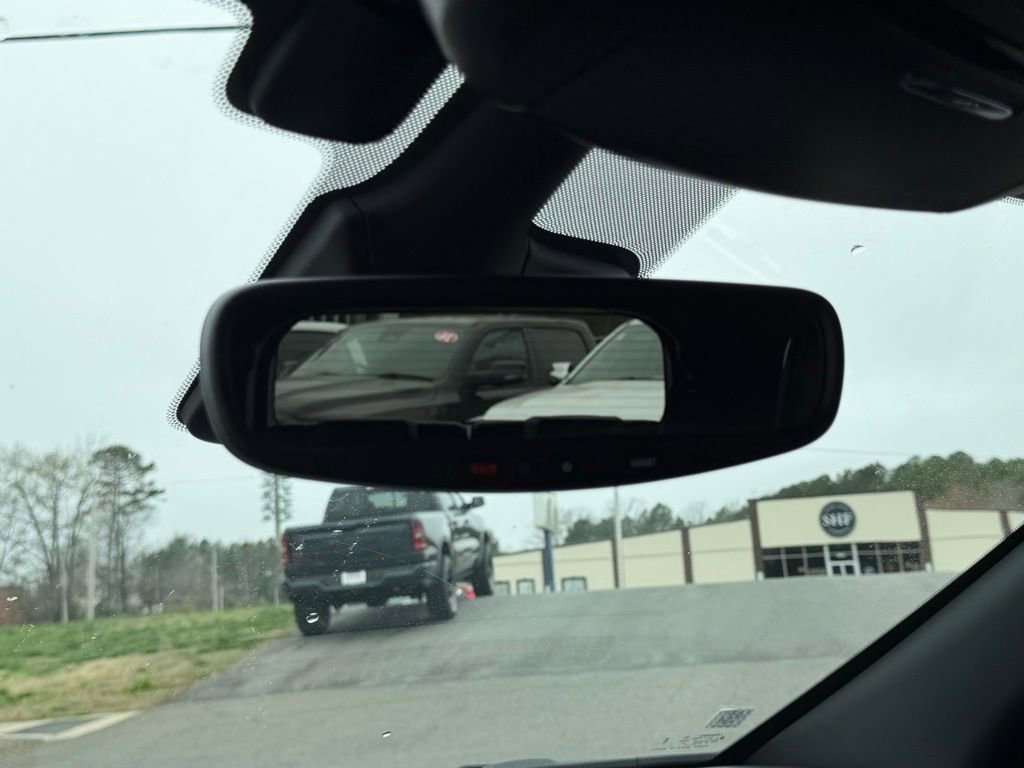 Used 2025 Dodge Durango GT image 28