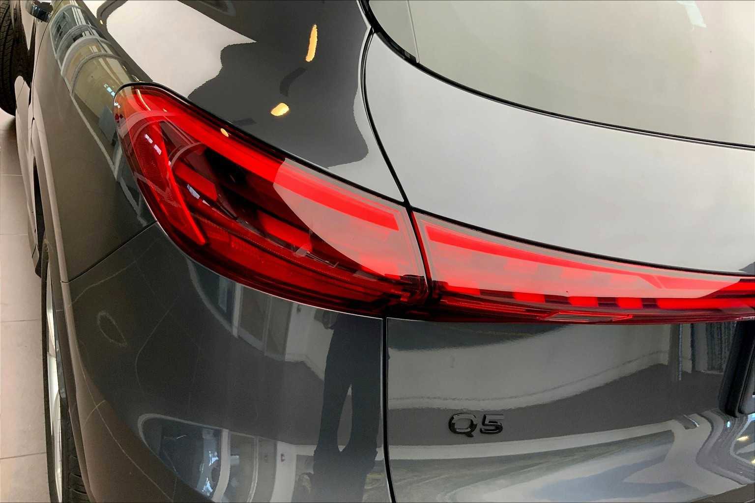 New 2025 Audi Q5 Premium Plus w/ Premium Plus image 14