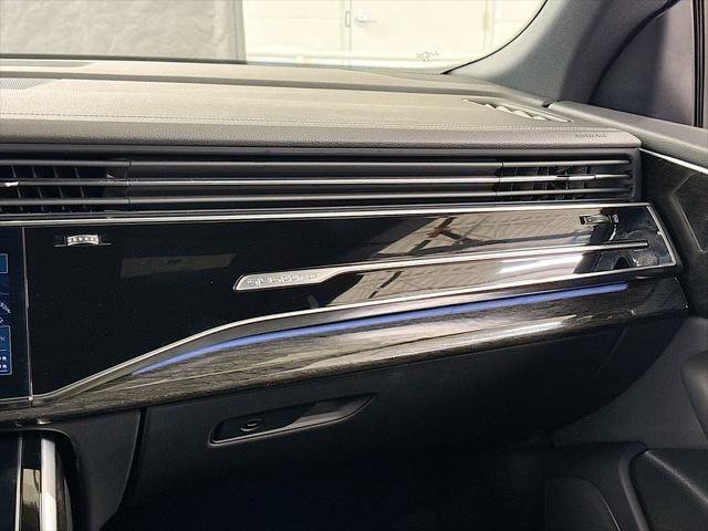 Certified 2025 Audi Q8 Premium w/ Convenience Package image 19