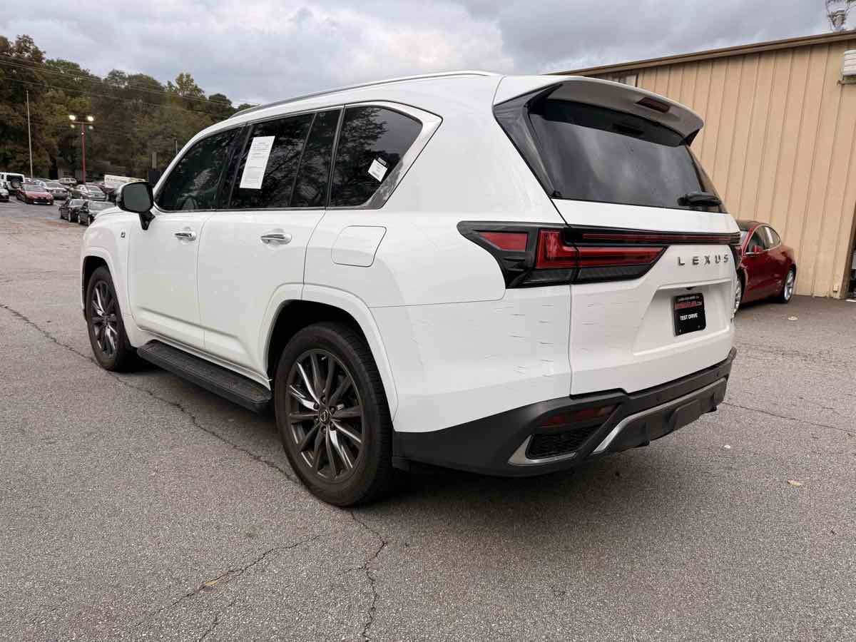 Used 2023 Lexus LX 600 F Sport image 2
