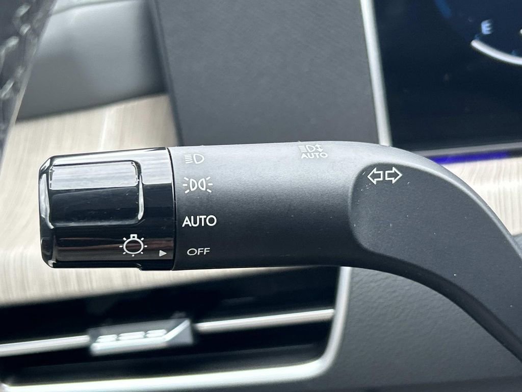 Certified 2024 Hyundai Sonata Limited image 33