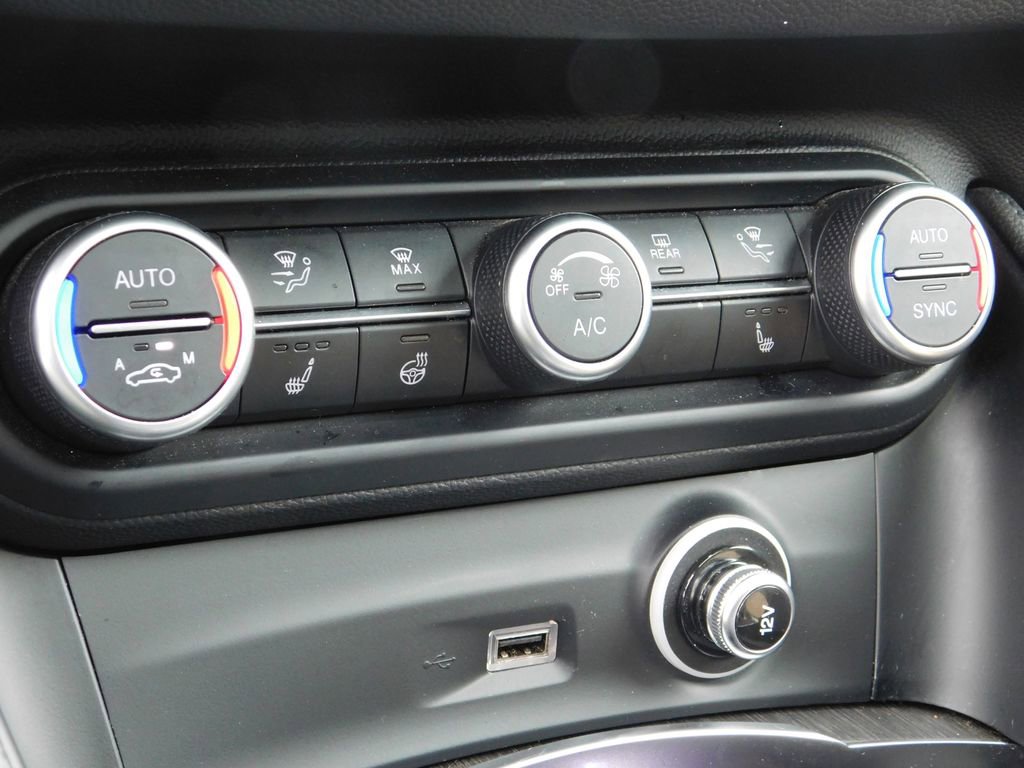 Used 2023 Alfa Romeo Stelvio Ti image 22