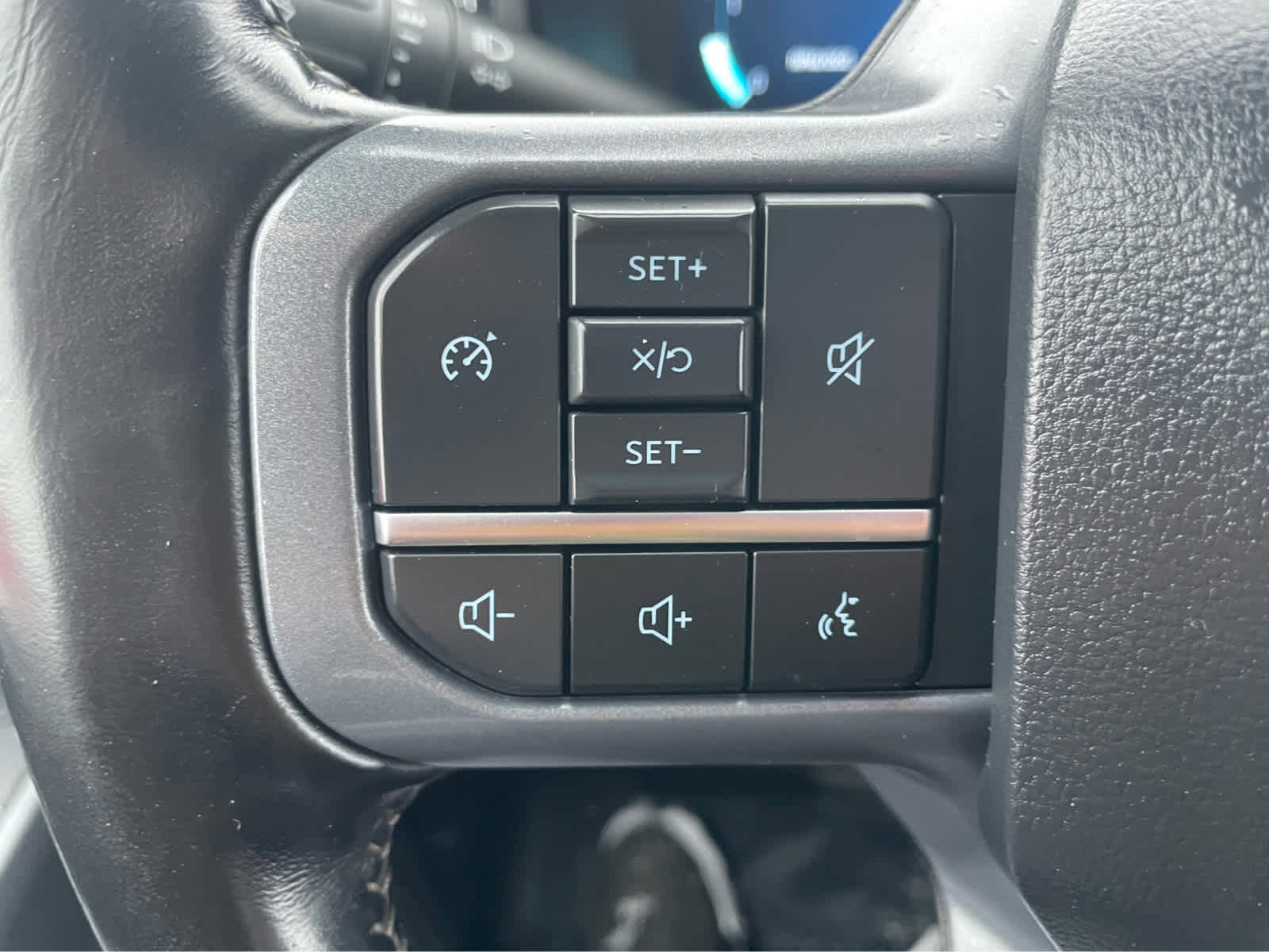 Used 2023 Ford F250 Lariat w/ Chrome Package image 18