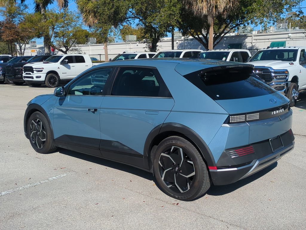 Used 2022 Hyundai Ioniq 5 SE w/ Cargo Package image 8
