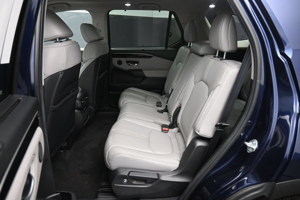 Certified 2024 Honda Pilot Touring image 23