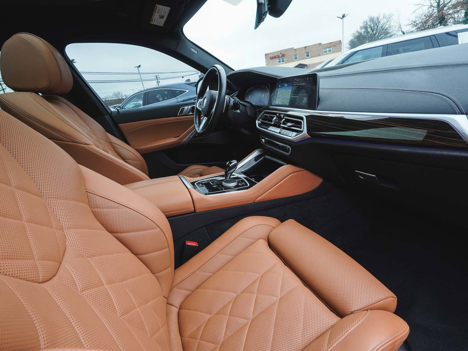 Used 2023 BMW X6 xDrive40i w/ M Sport Package image 40