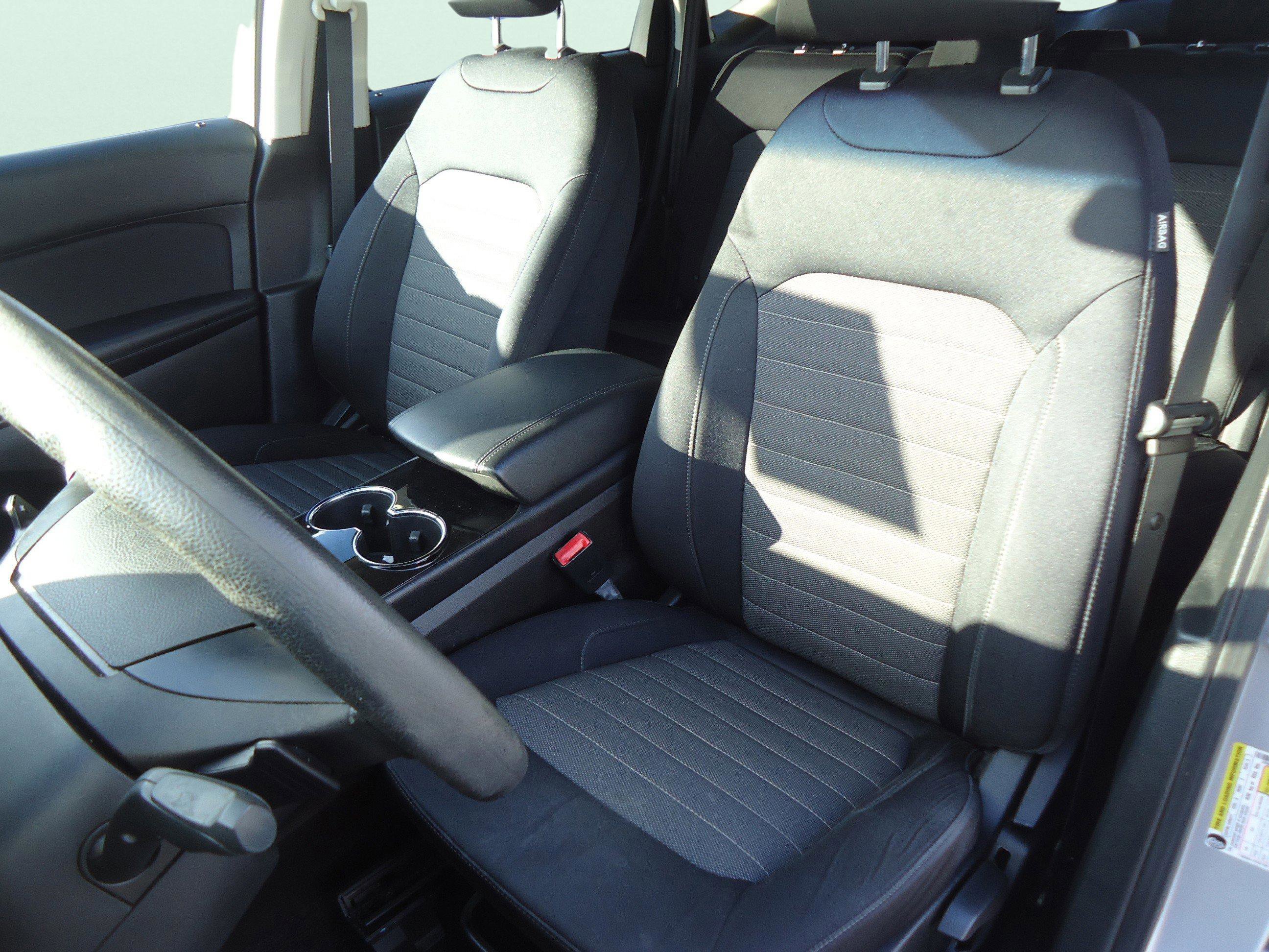 Used 2018 Ford Edge SE image 21