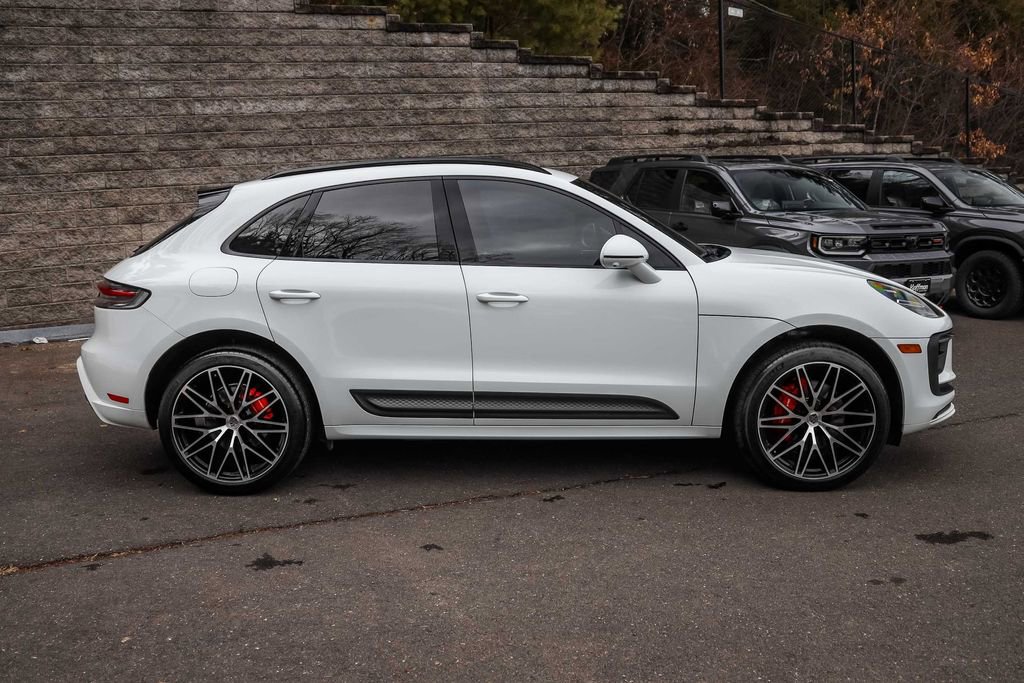 Used 2024 Porsche Macan image 4