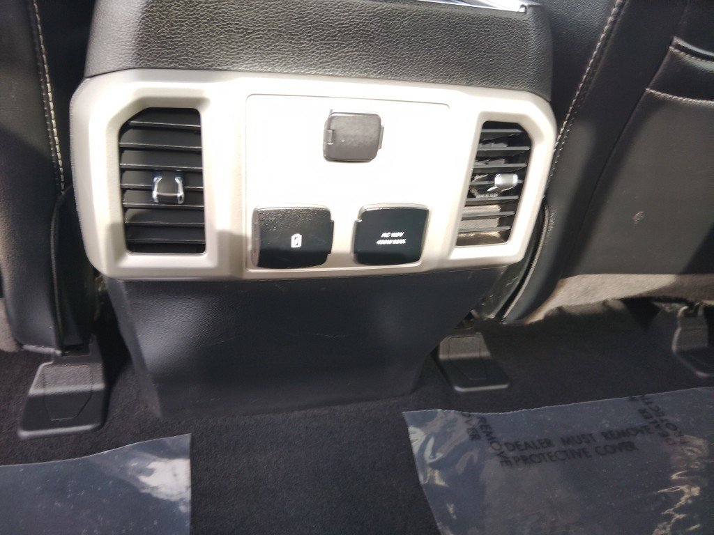 Used 2020 Ford F150 Lariat image 28