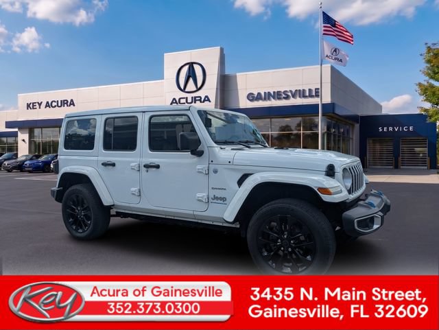 Used 2024 Jeep Wrangler Unlimited Sahara w/ Safety Group AWD/4WD image 1