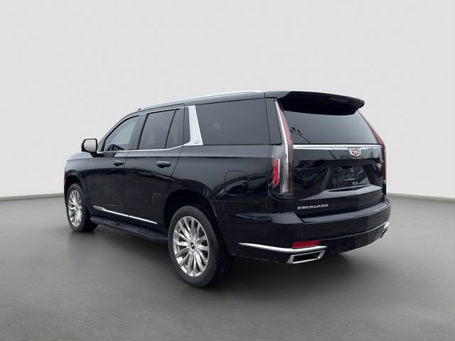 Used 2022 Cadillac Escalade Premium Luxury image 4