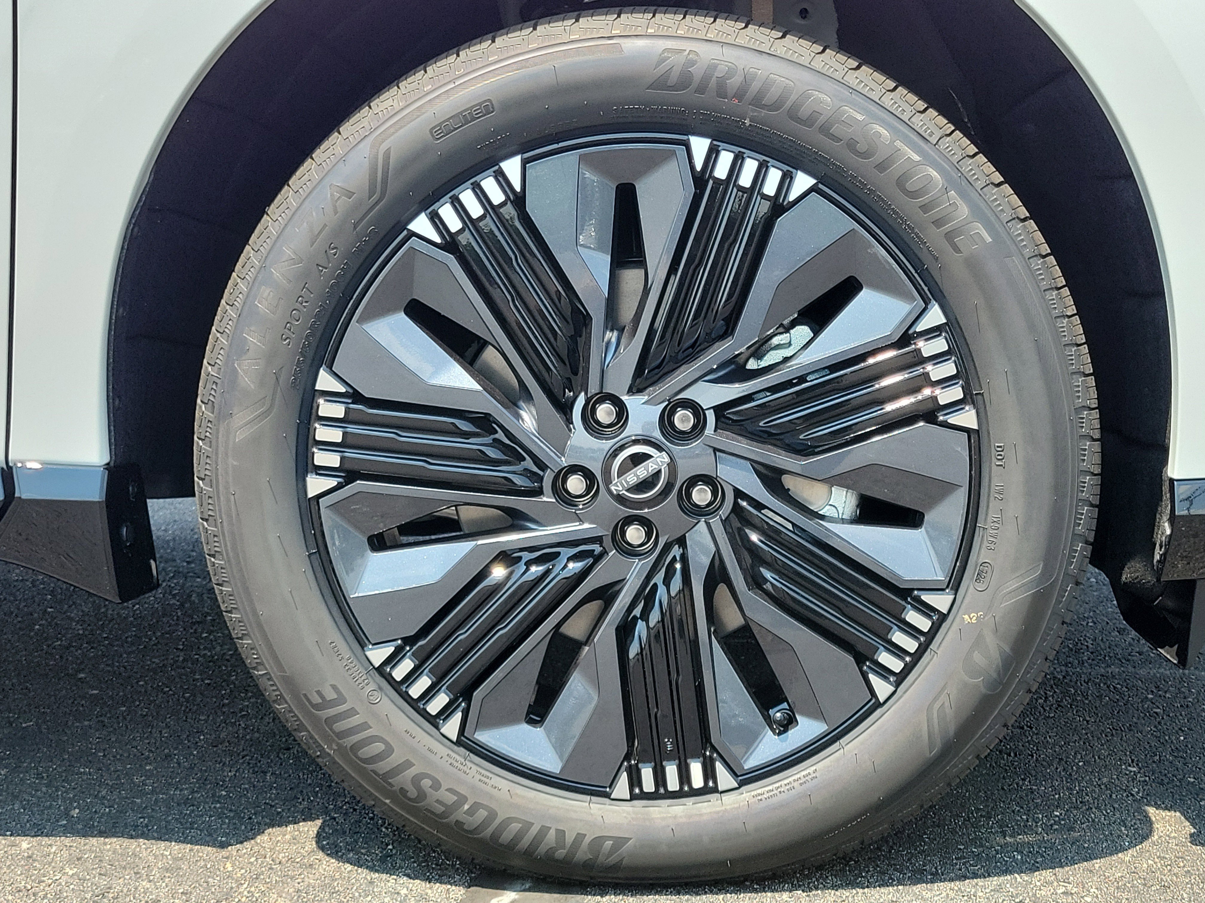 Used 2025 Nissan Murano Platinum w/ Cargo Package image 5