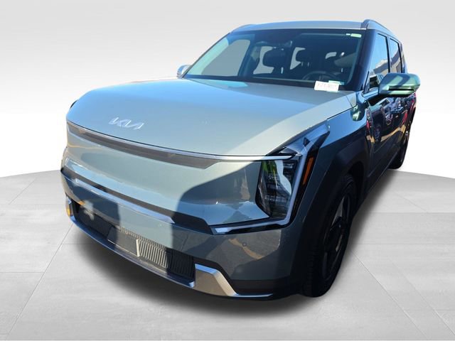 Used 2024 Kia EV9 Wind
