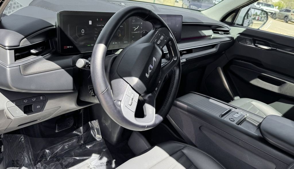Used 2024 Kia EV9 Land AWD/4WD image 17