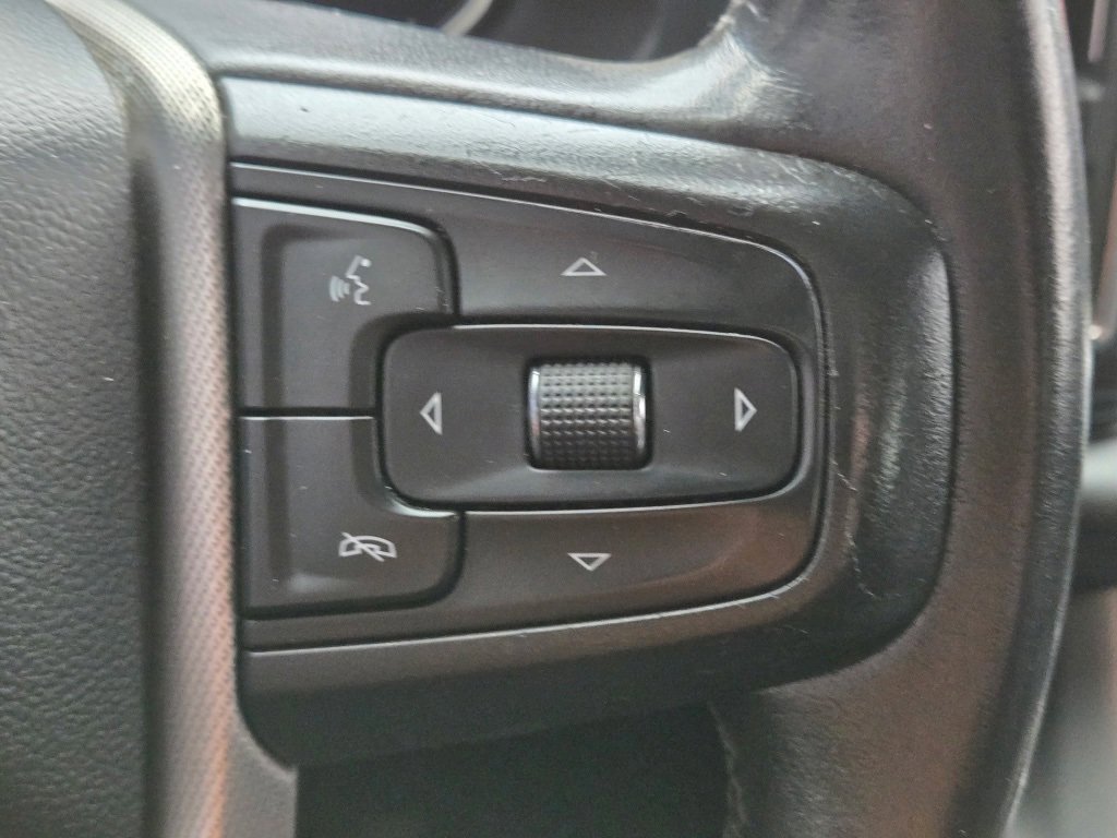 Used 2021 GMC Yukon XL Denali image 16