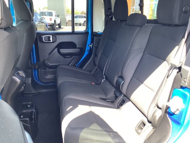 Used 2022 Jeep Gladiator Sport AWD/4WD image 26