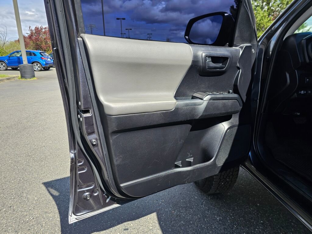 Used 2021 Toyota Tacoma SR image 23