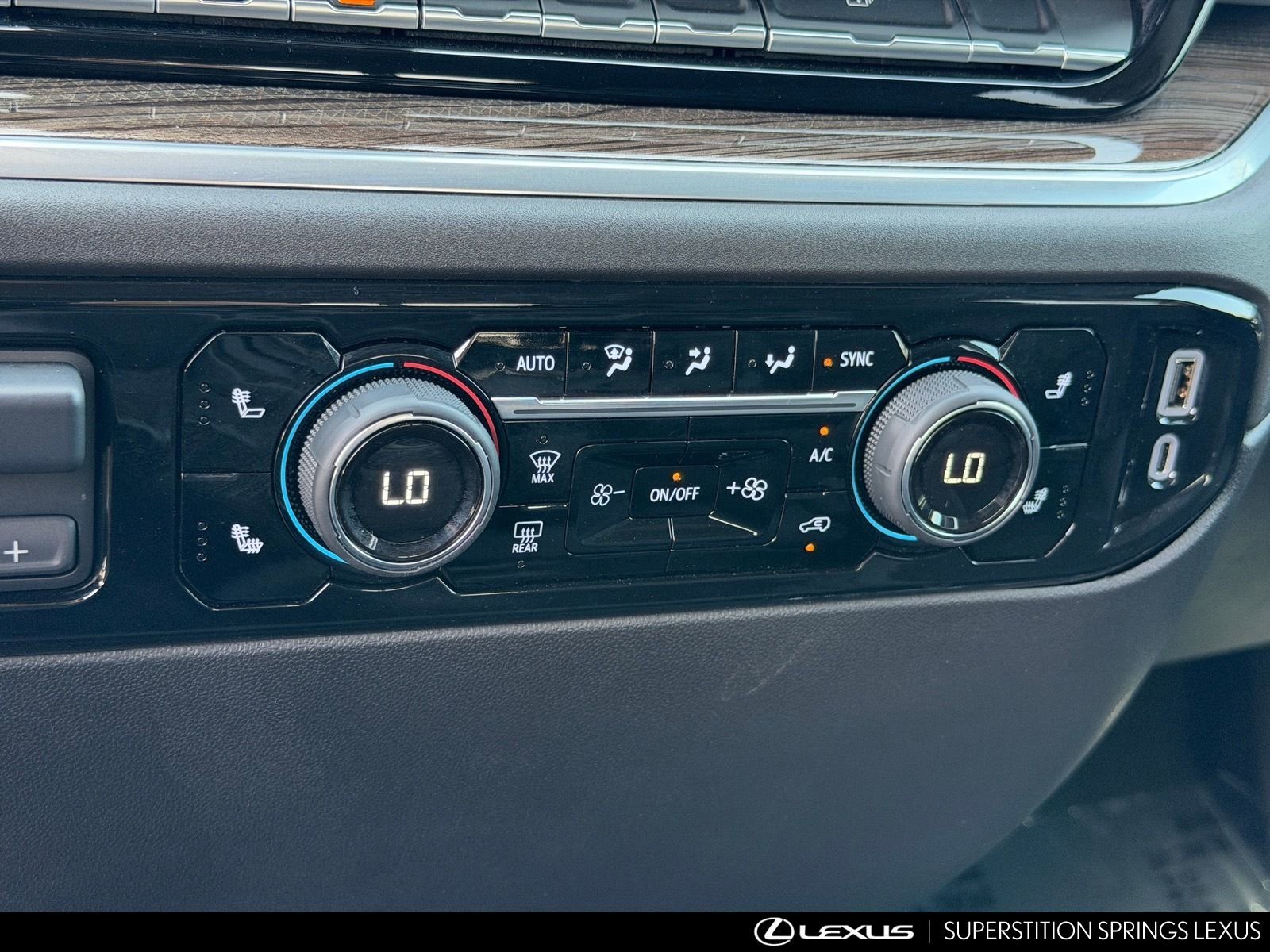 Used 2025 Chevrolet Silverado 1500 LT w/ All Star Edition Plus image 26