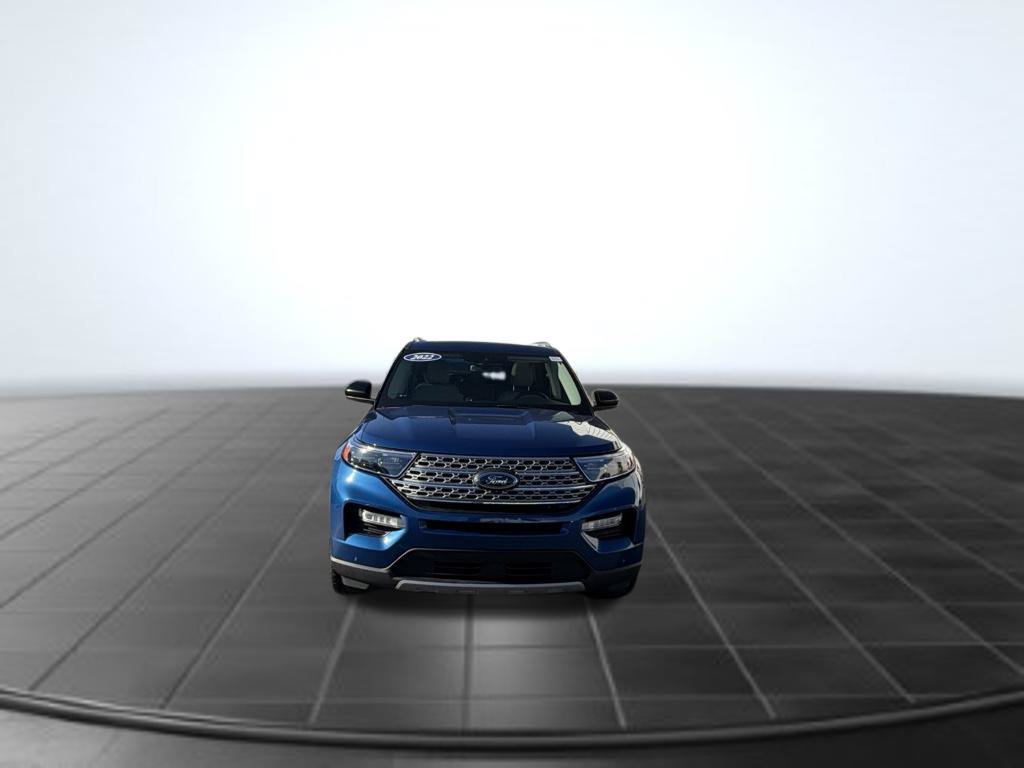 Certified 2022 Ford Explorer Limited AWD/4WD image 3