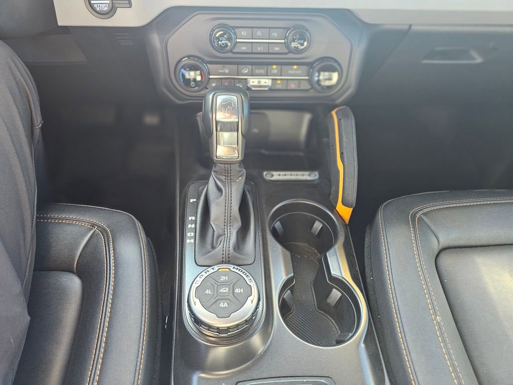 Used 2021 Ford Bronco Badlands image 10