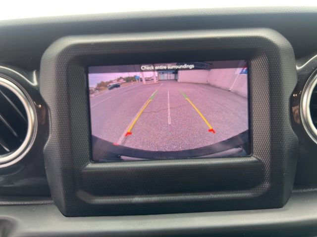 Used 2021 Jeep Wrangler Unlimited Sahara image 18