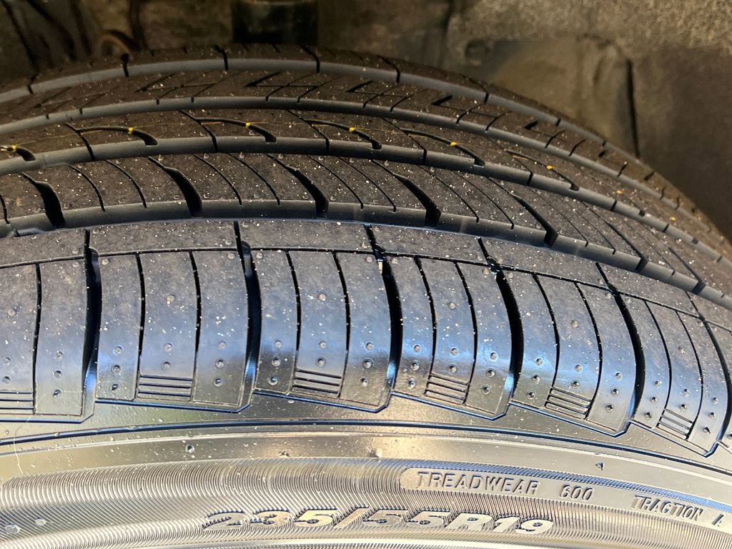 Used 2022 Toyota RAV4 Limited image 25