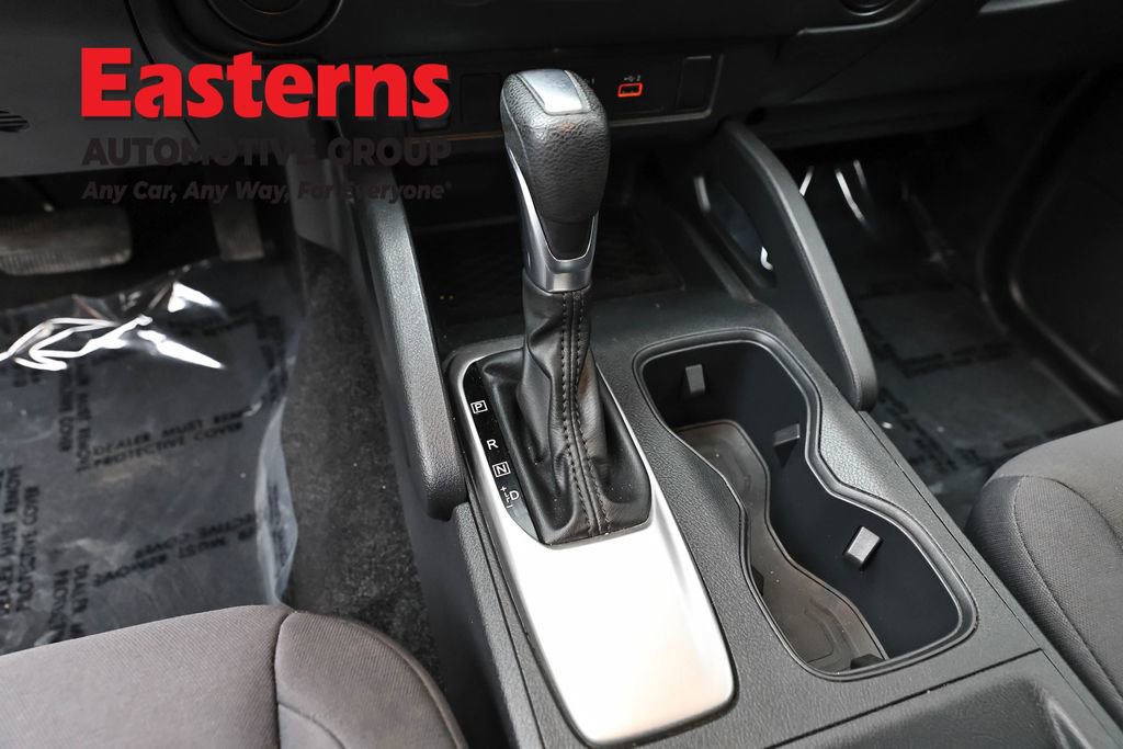 Used 2022 Nissan Frontier S RWD image 13