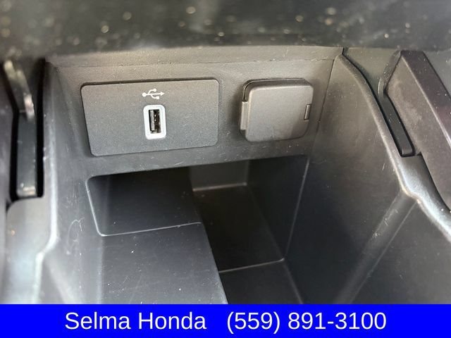 Used 2018 Ford Explorer XLT w/ Equipment Group 202A FWD image 22
