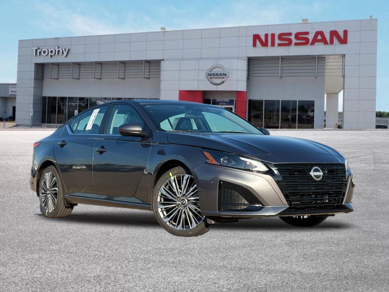 New 2026 Nissan Altima 2.5 SV FWD image 1