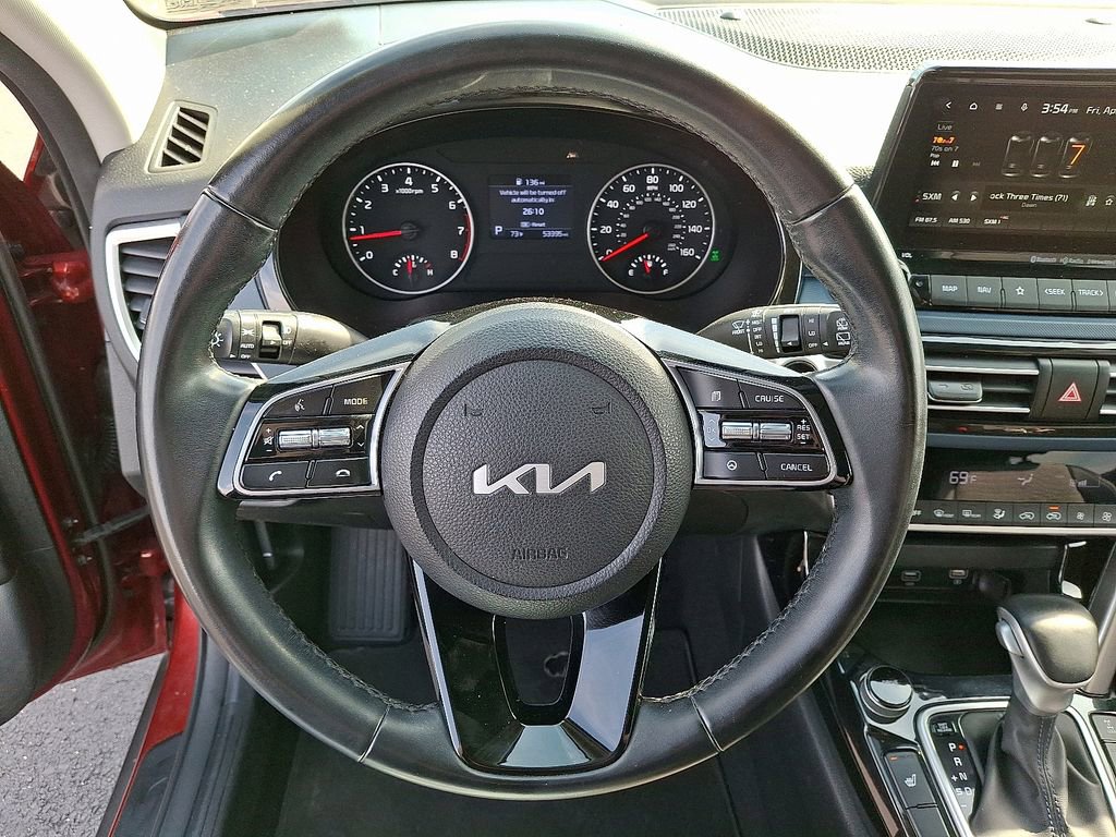 Certified 2022 Kia Seltos S image 14