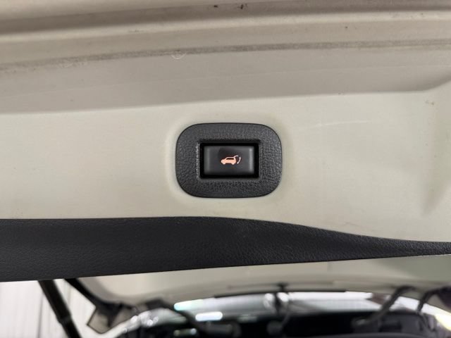 Used 2015 Nissan Rogue SL w/ SL Premium Package AWD/4WD image 19