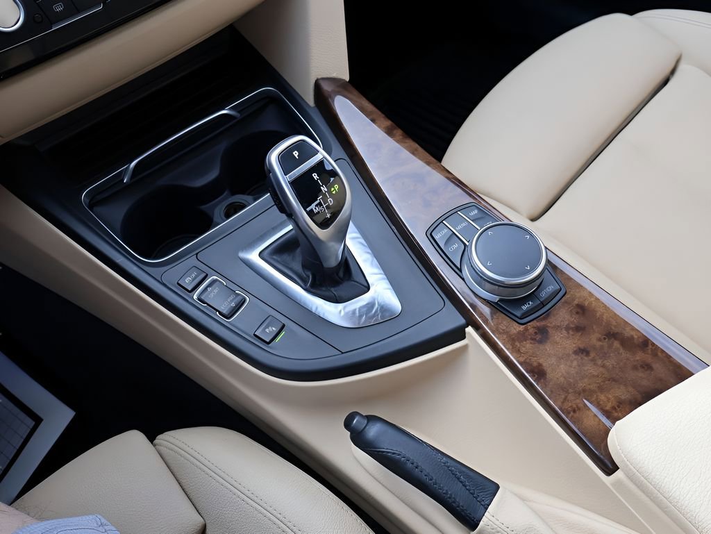 Used 2017 BMW 330i xDrive Sedan image 48