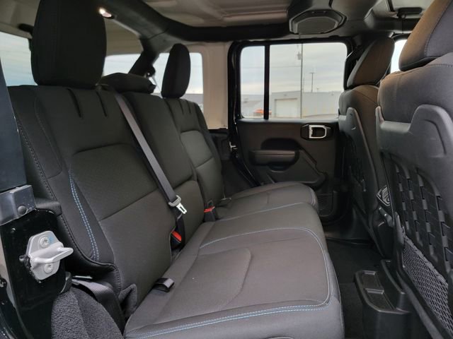 Certified 2022 Jeep Wrangler Unlimited Rubicon 4xe w/ Cold Weather Group image 23