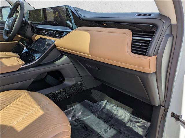 Used 2025 INFINITI QX80 Sensory w/ Exterior Package image 24