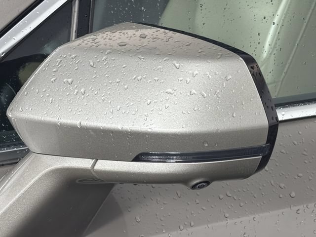 Used 2025 Cadillac XT4 Premium Luxury w/ Cold Weather Package FWD image 35