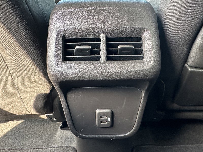 Used 2022 GMC Terrain SLE image 22