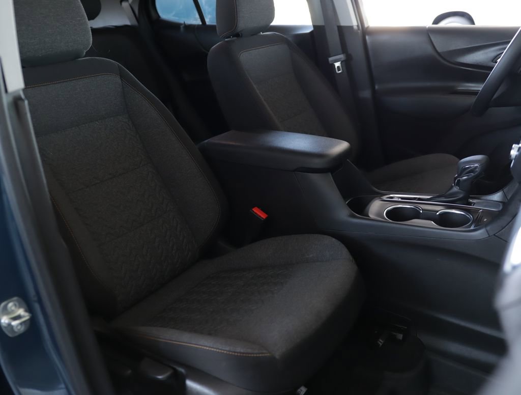 Used 2024 Chevrolet Equinox LT w/ LPO, Floor Liner Package FWD image 27