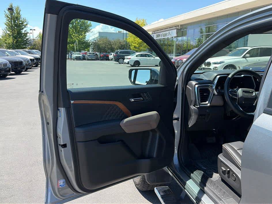 Used 2023 GMC Canyon Denali AWD/4WD image 11
