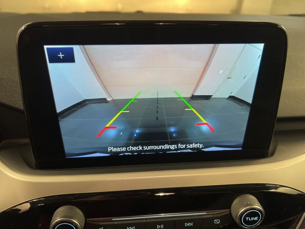 Certified 2022 Ford Escape SE w/ Cold Weather Package image 13