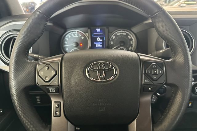 Used 2017 Toyota Tacoma TRD Sport image 24