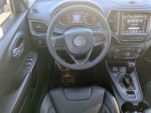 Used 2022 Jeep Cherokee Trailhawk w/ Premium Leather Package AWD/4WD image 15