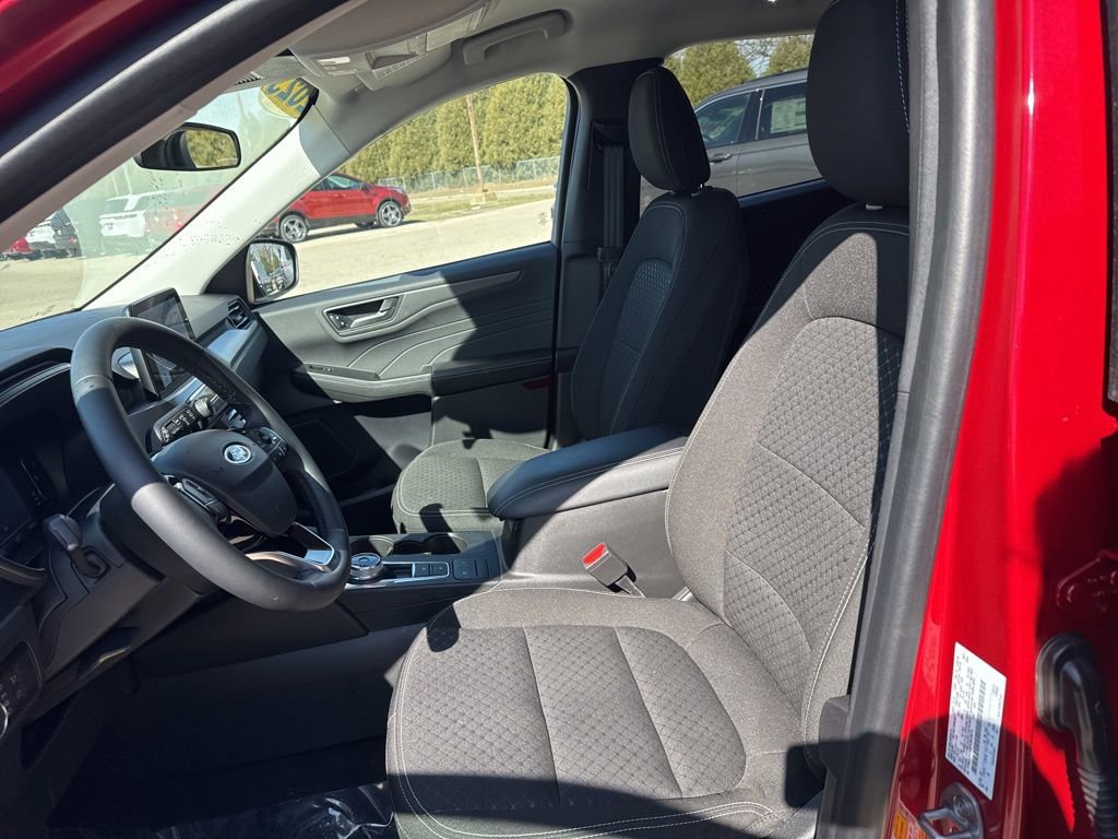 Used 2023 Ford Escape Active AWD/4WD image 7