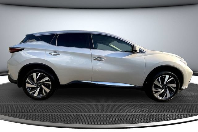 Used 2023 Nissan Murano SL w/ SL Moonroof Package FWD image 4