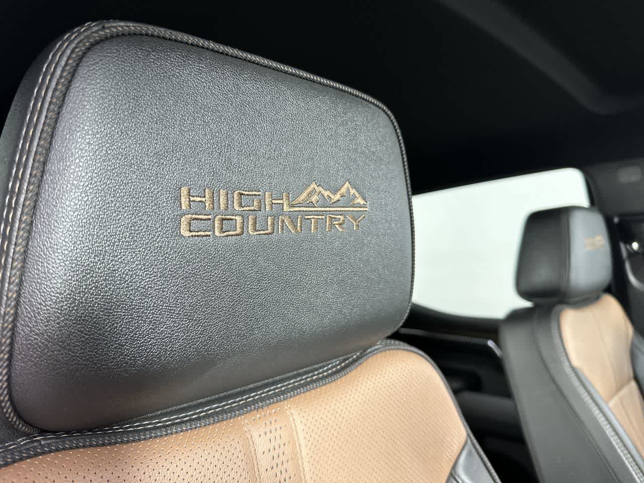 Used 2024 Chevrolet Silverado 1500 High Country AWD/4WD image 31