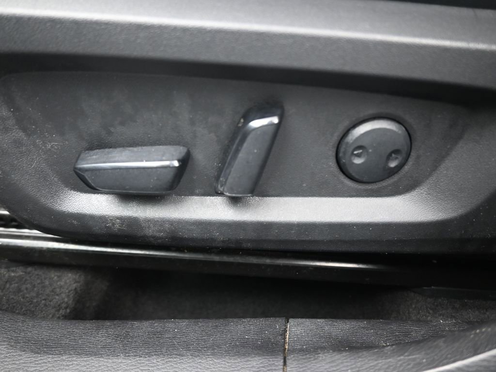 Used 2023 Mitsubishi Outlander SE Black Edition image 33