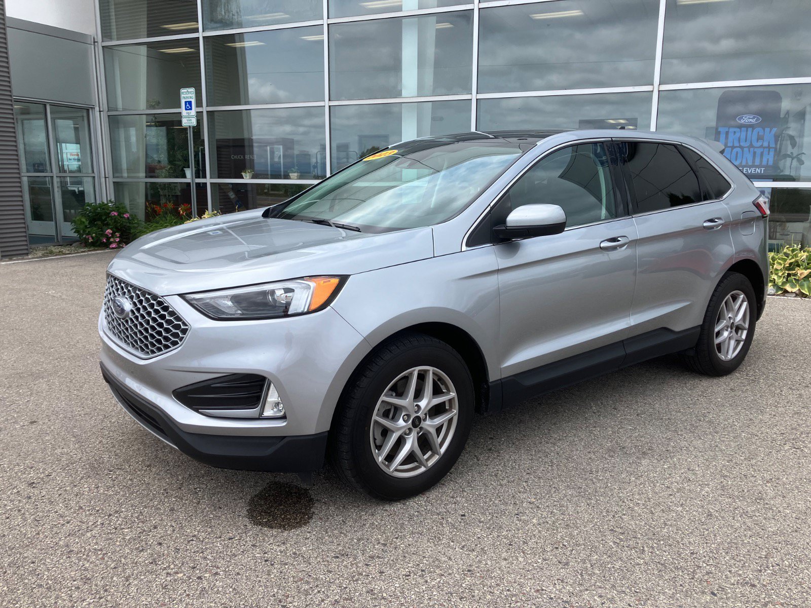 Used 2023 Ford Edge SEL w/ Convenience Package AWD/4WD image 1