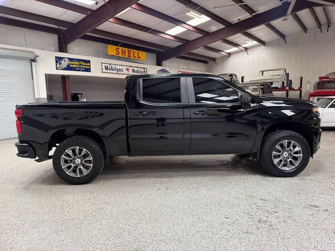 Used 2019 Chevrolet Silverado 1500 RST w/ All-Star Edition RWD image 9