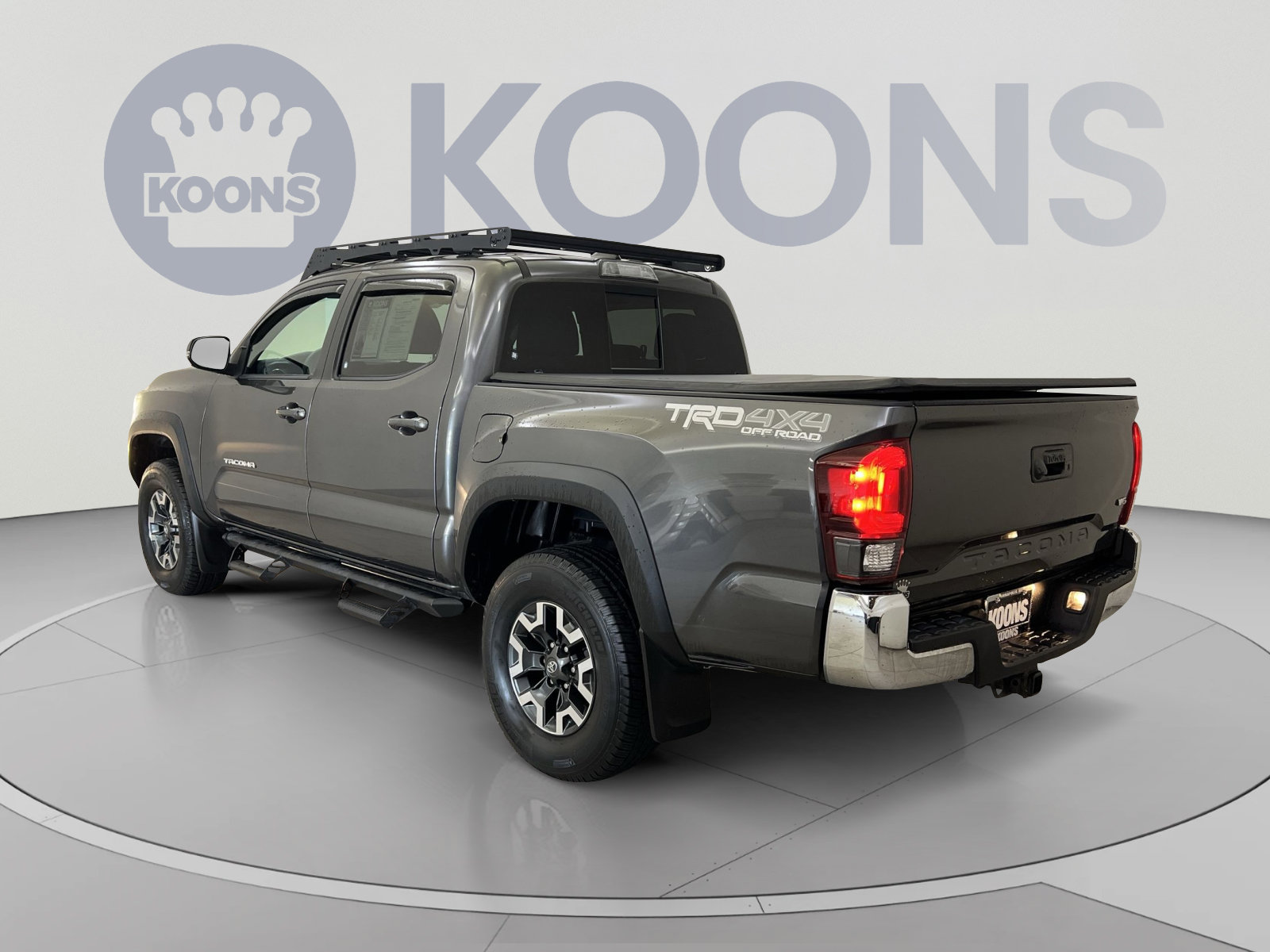 Used 2019 Toyota Tacoma TRD Off-Road AWD/4WD image 7