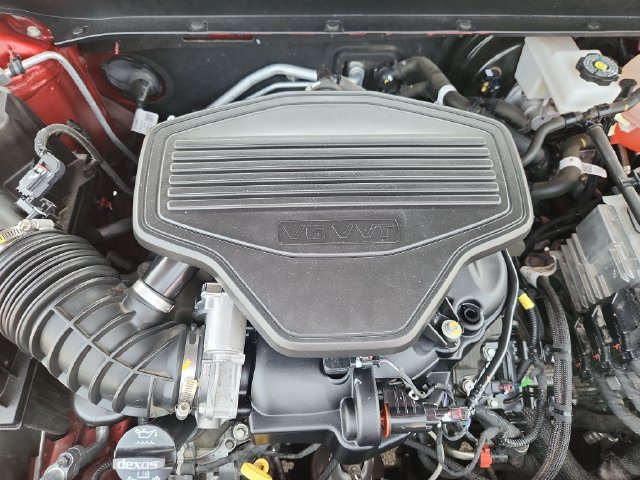 Used 2024 Chevrolet Blazer Premier w/ Driver Confidence II Package AWD/4WD image 14