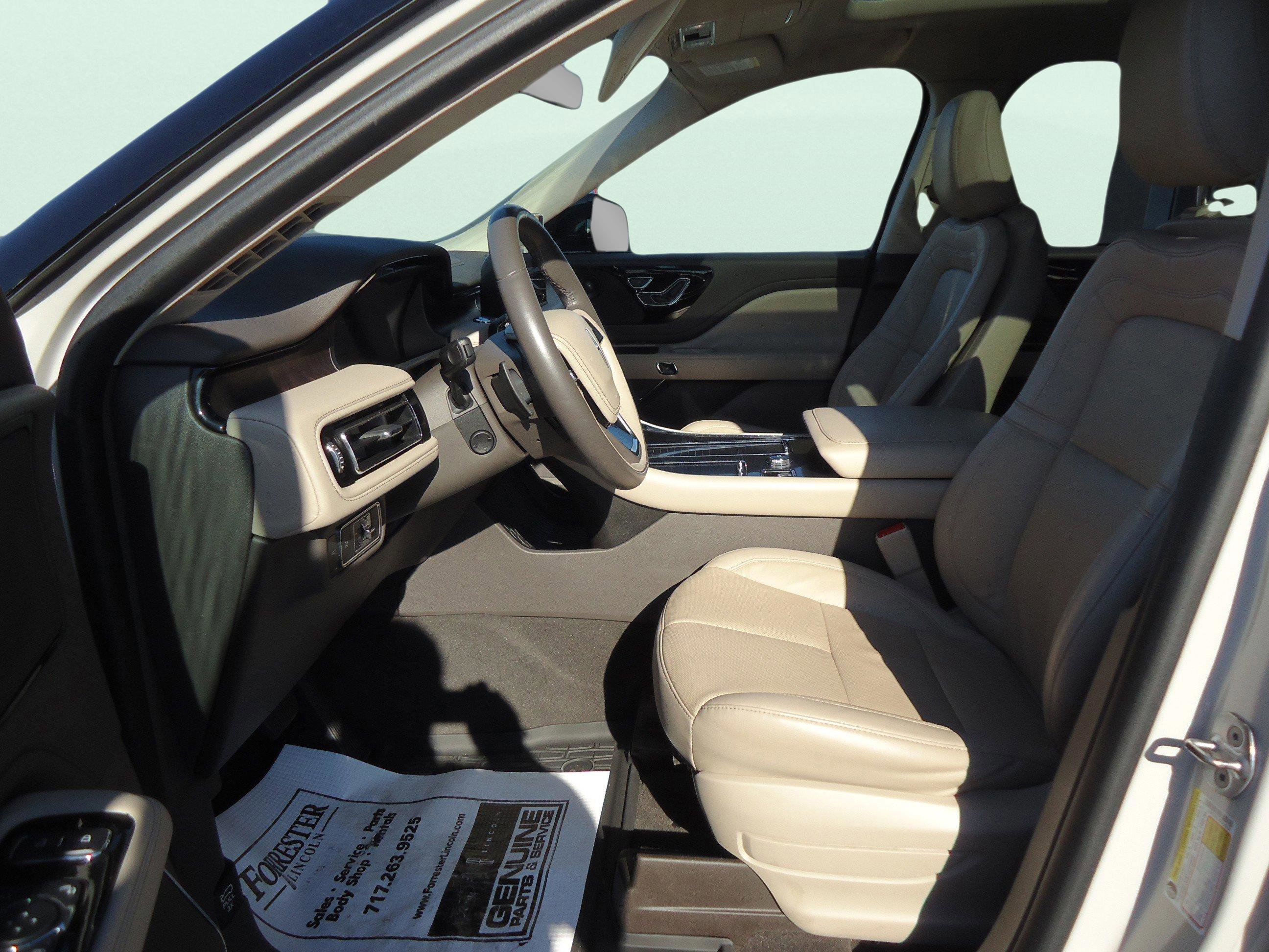 Used 2023 Lincoln Aviator Reserve w/ Class IV Trailer Tow Package image 23